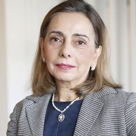 Portrait de Yasmine Motarjemi