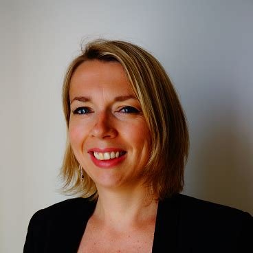 Photo portrait d'Aline Daillère
